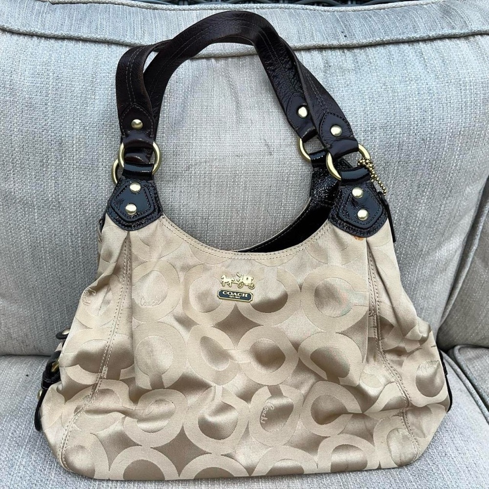 Coach Madison Hobo – Brown Signature C